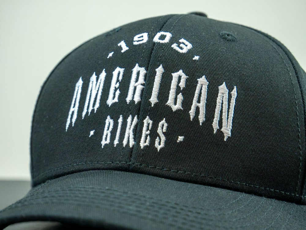 Cap with front embroidery