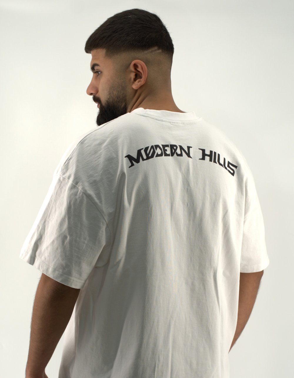 T-shirt dal taglio ampio/spalla scesa serigrafata
